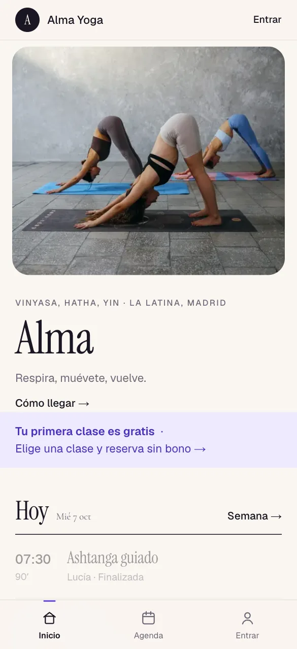 Portada móvil de Alma Yoga con el aviso Tu primera clase es gratis
